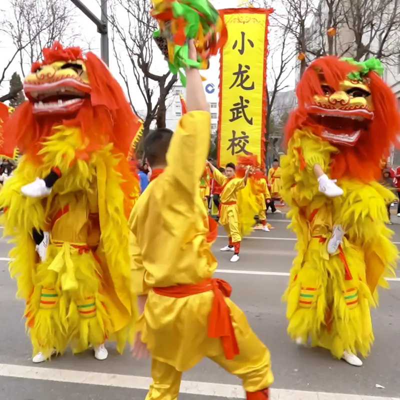 Learn Dragon Dance in China