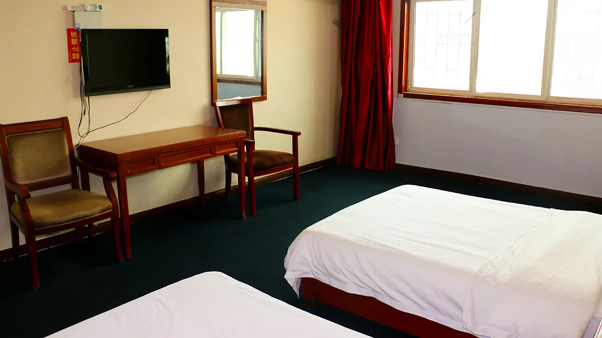 ISDA Accommodation Room 6 ISDA Accommodation Room